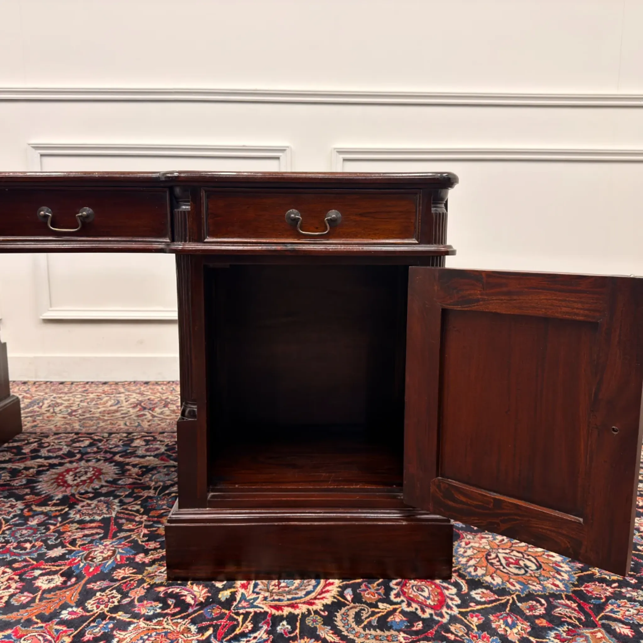 Classic English Partnerdesk Desk in Red Leather