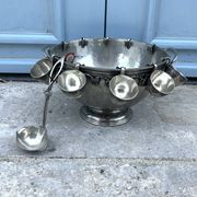 French pewter punch bowl set with 10 cups and ladle – grapevine Etain