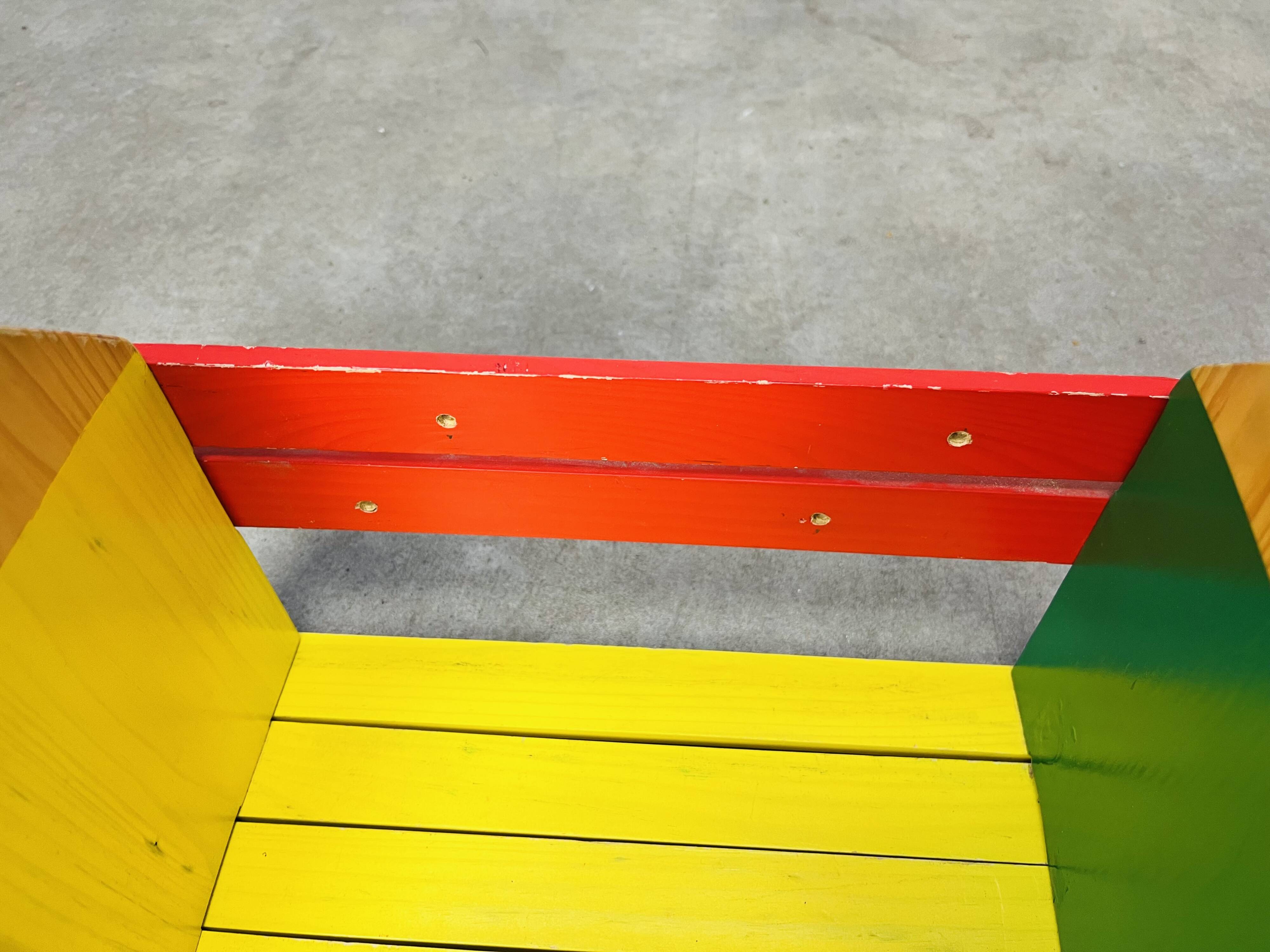 Paire d'étagères crayon murales modulables par Pierre Sala pour enfant