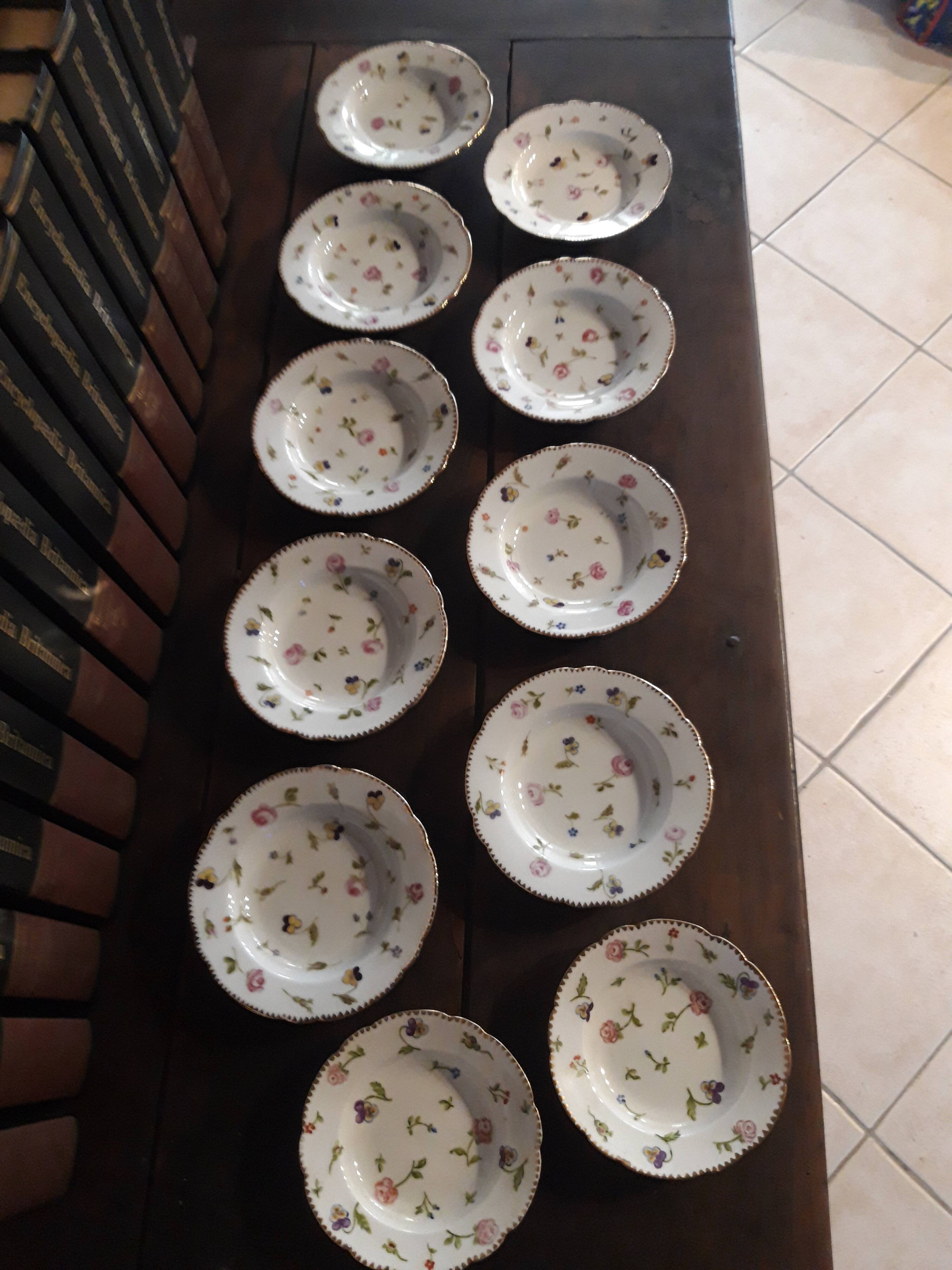 Porcelain bread/pastry plates