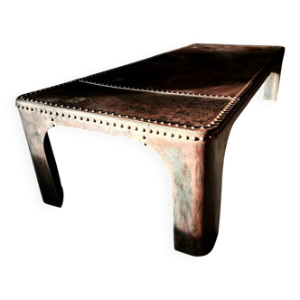Riveted industrial table