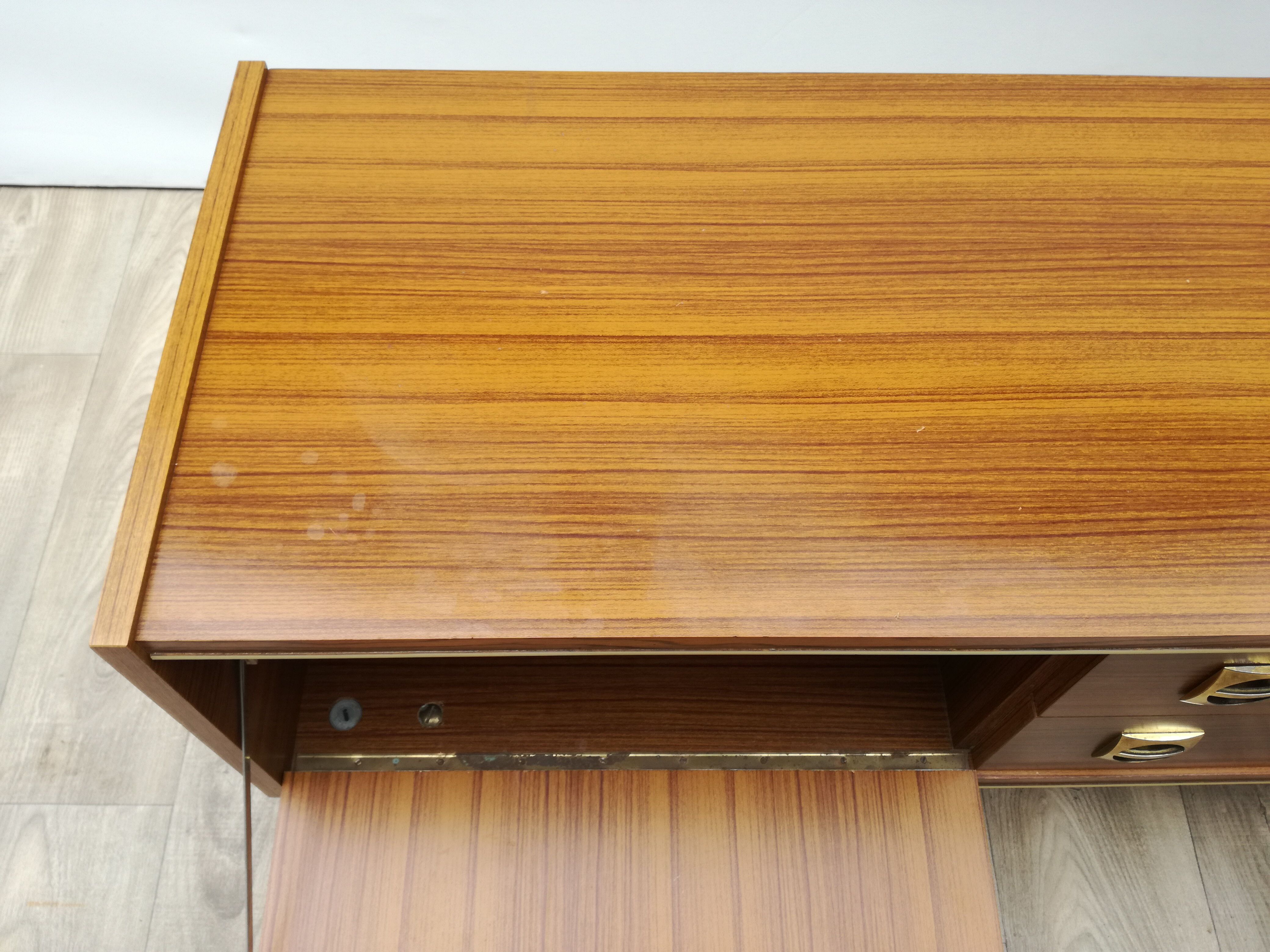 Sideboard style vintage 60s
