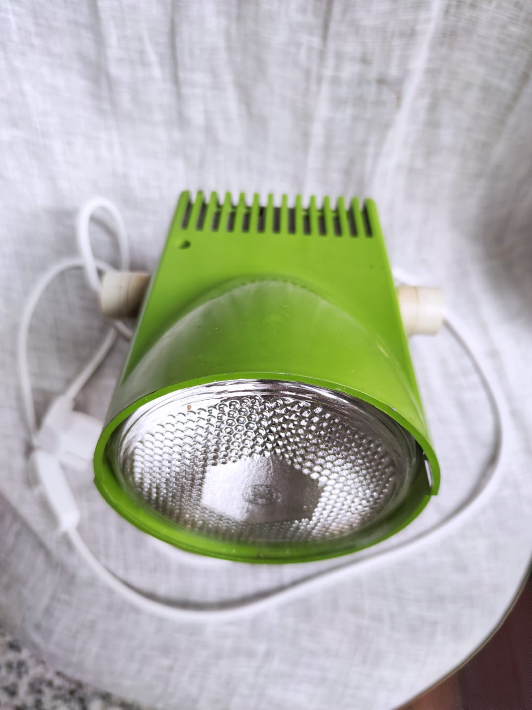 Apple green vintage metal table lamp