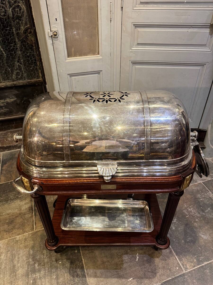 Silver-plated metal cutting trolley in the Louis XVI style