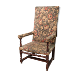 Chair in Walnut