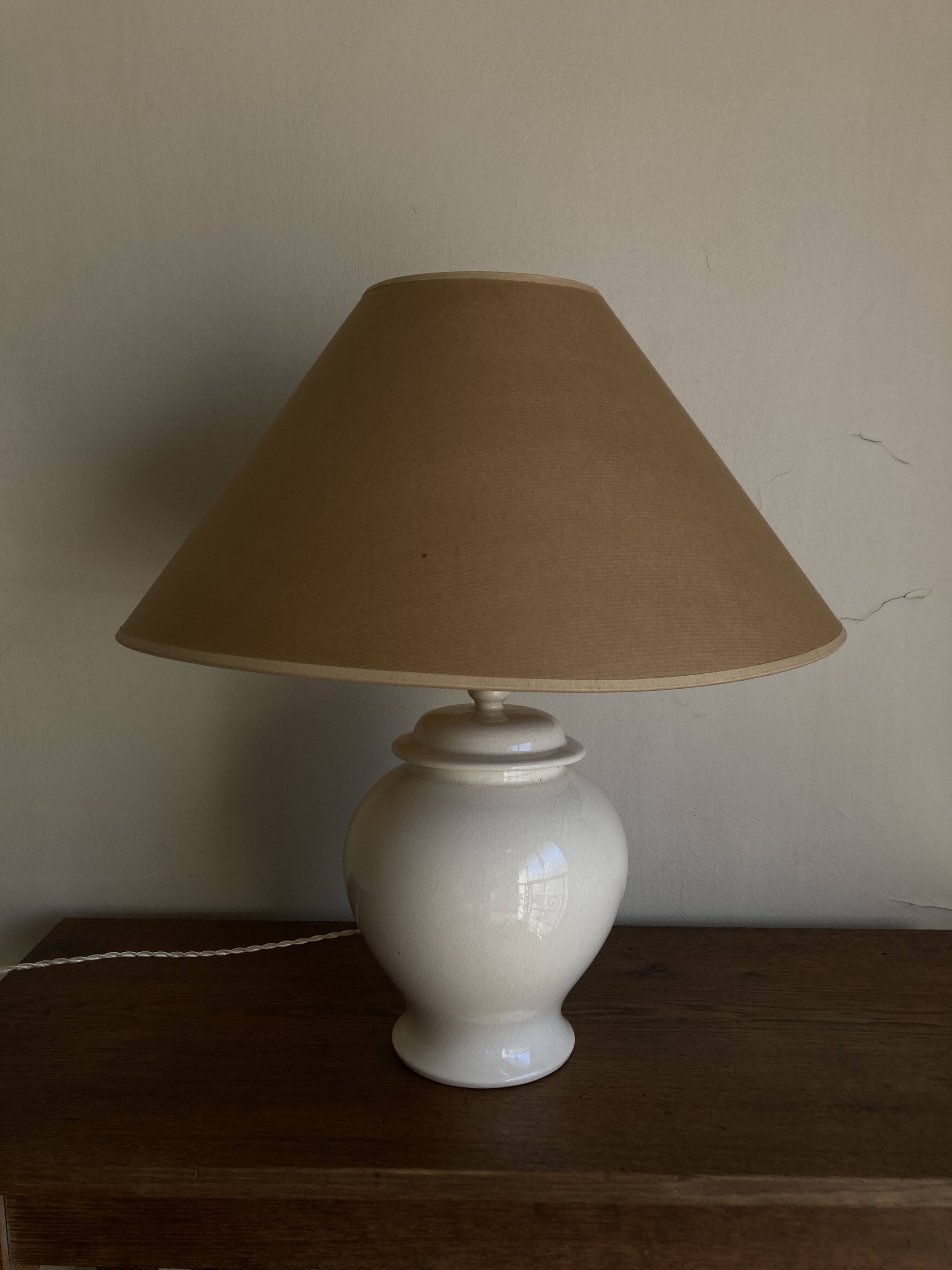 Neo-classical baluster lamp in cracked white earthenware from the 1970s.