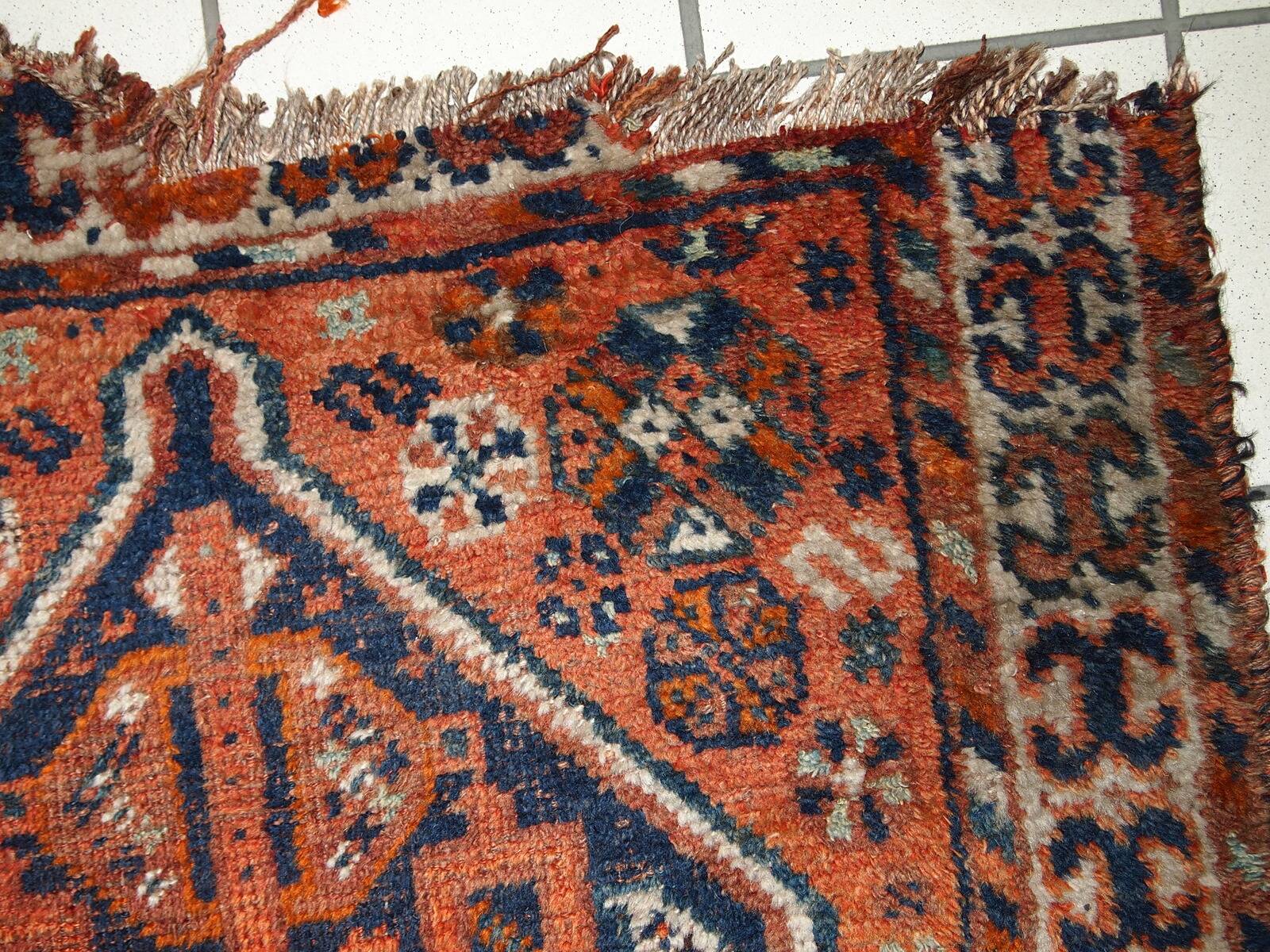 Tapis Antique Shiraz en Laine, Début du XXe Siècle, Élégance Historique