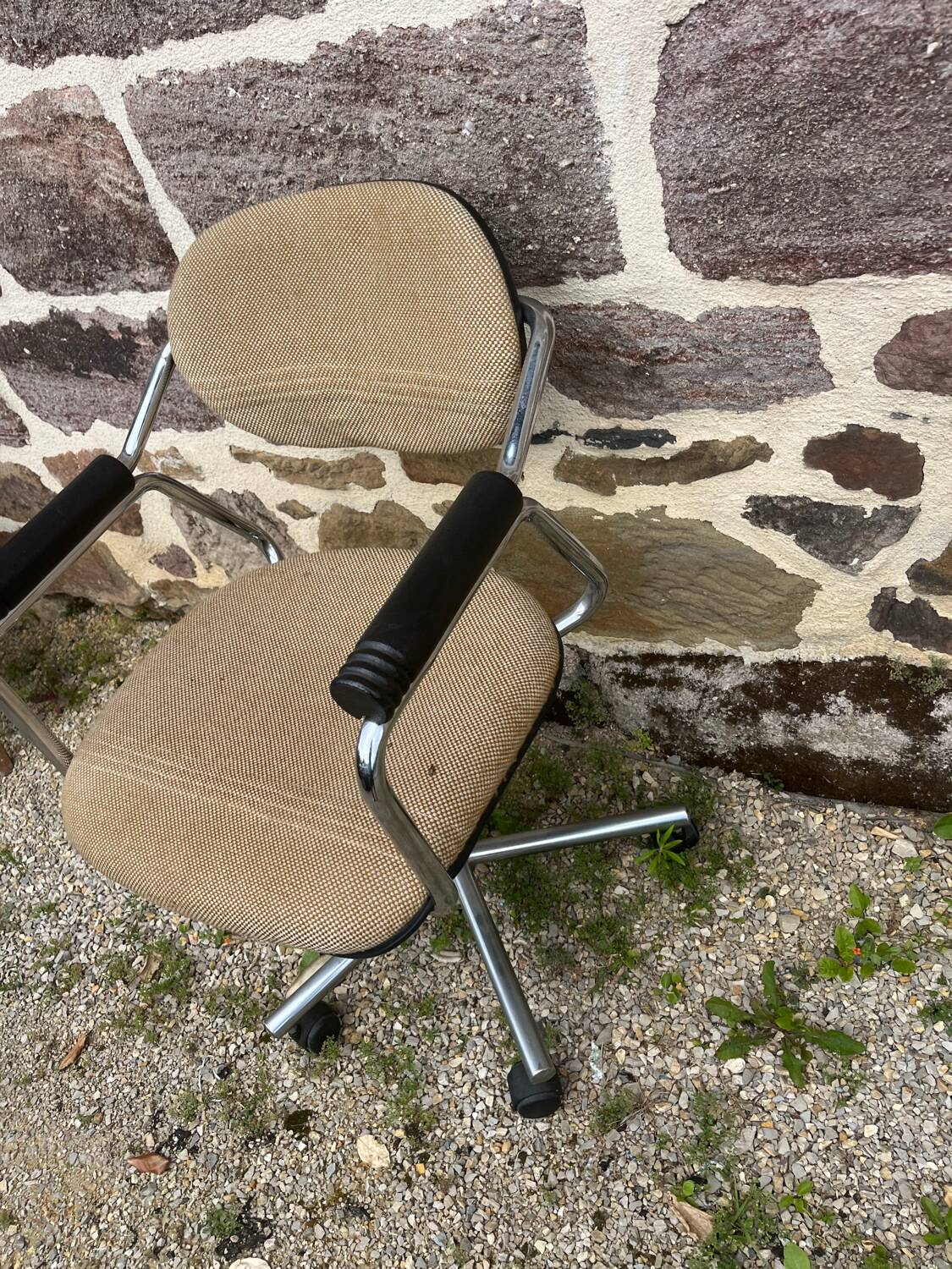 Atal office chair
