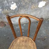 2 chairs Viennese bistro Thonet