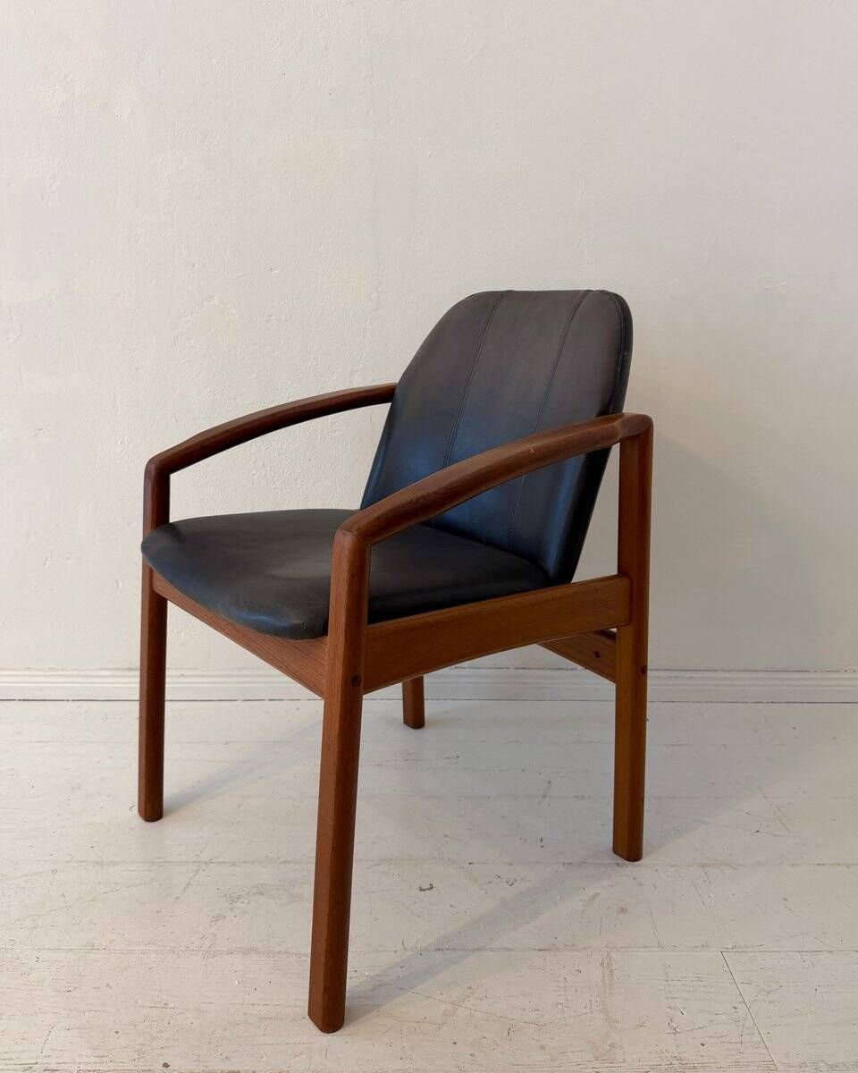 Mid-century modern chair in teak and black leather, Germany, 1960s