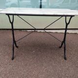 Bistro table in marble from a Parisian brasserie