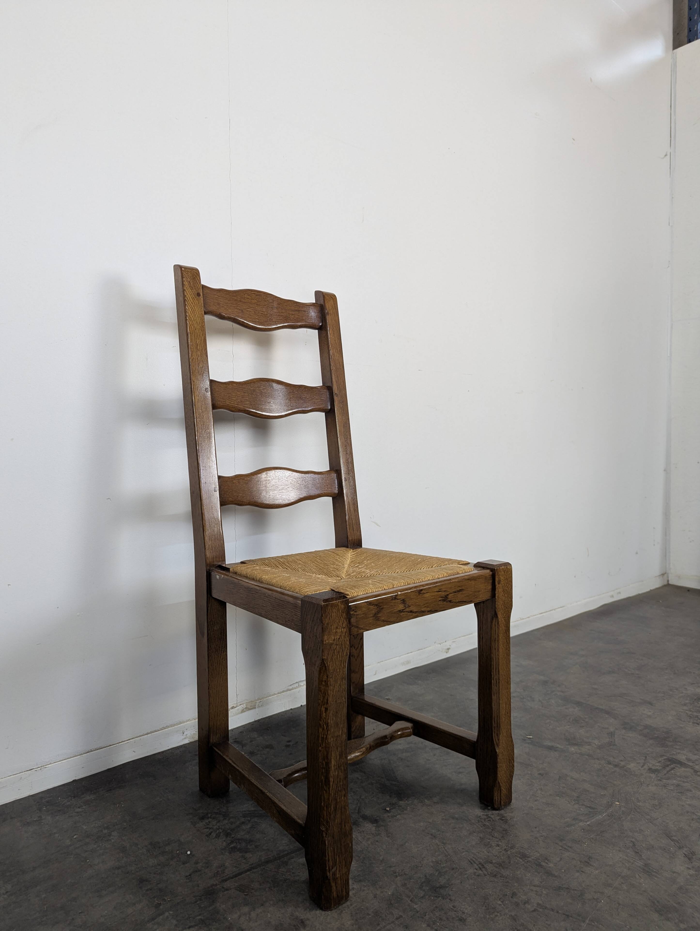 Set of 6 rustic oak straw chairs