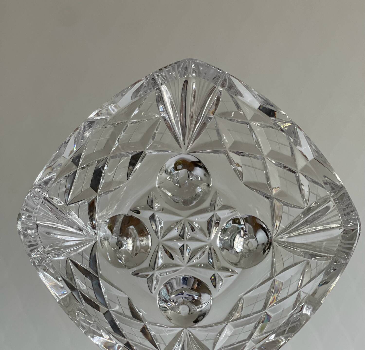 Cut crystal candy box