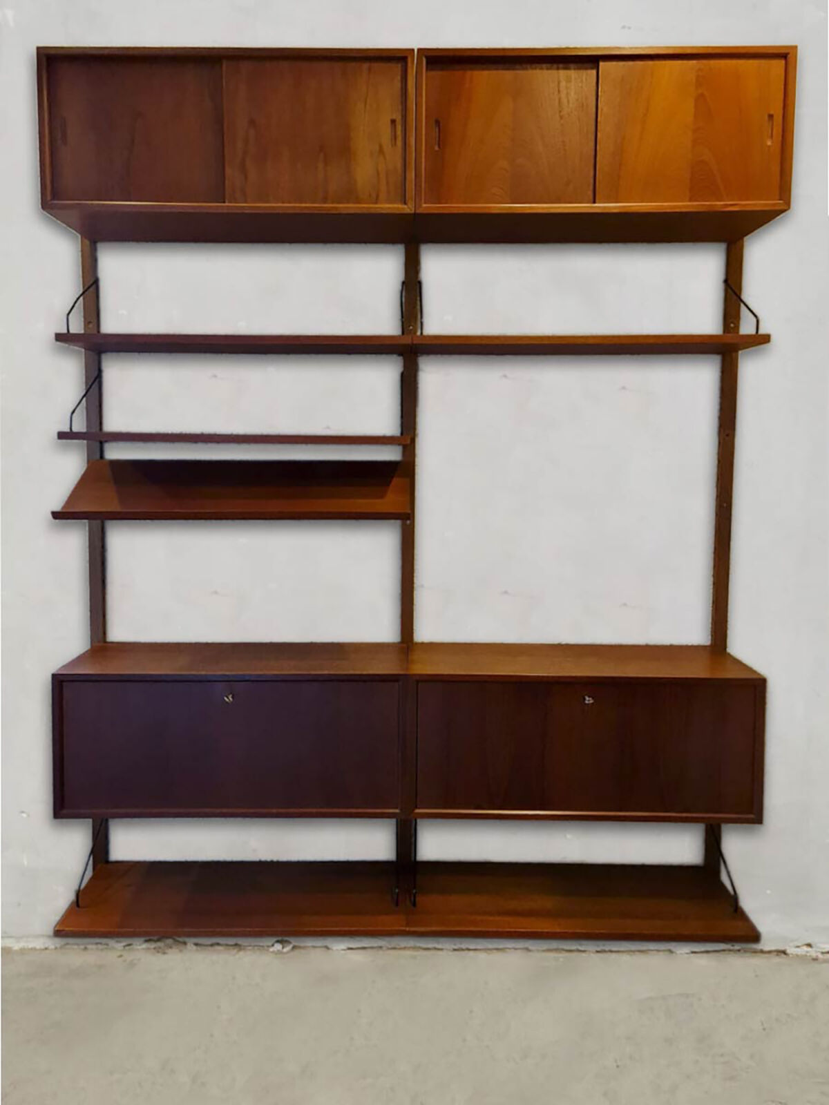 Midcentury Danish design wall unit shelf Poul Cadovius Royal System
