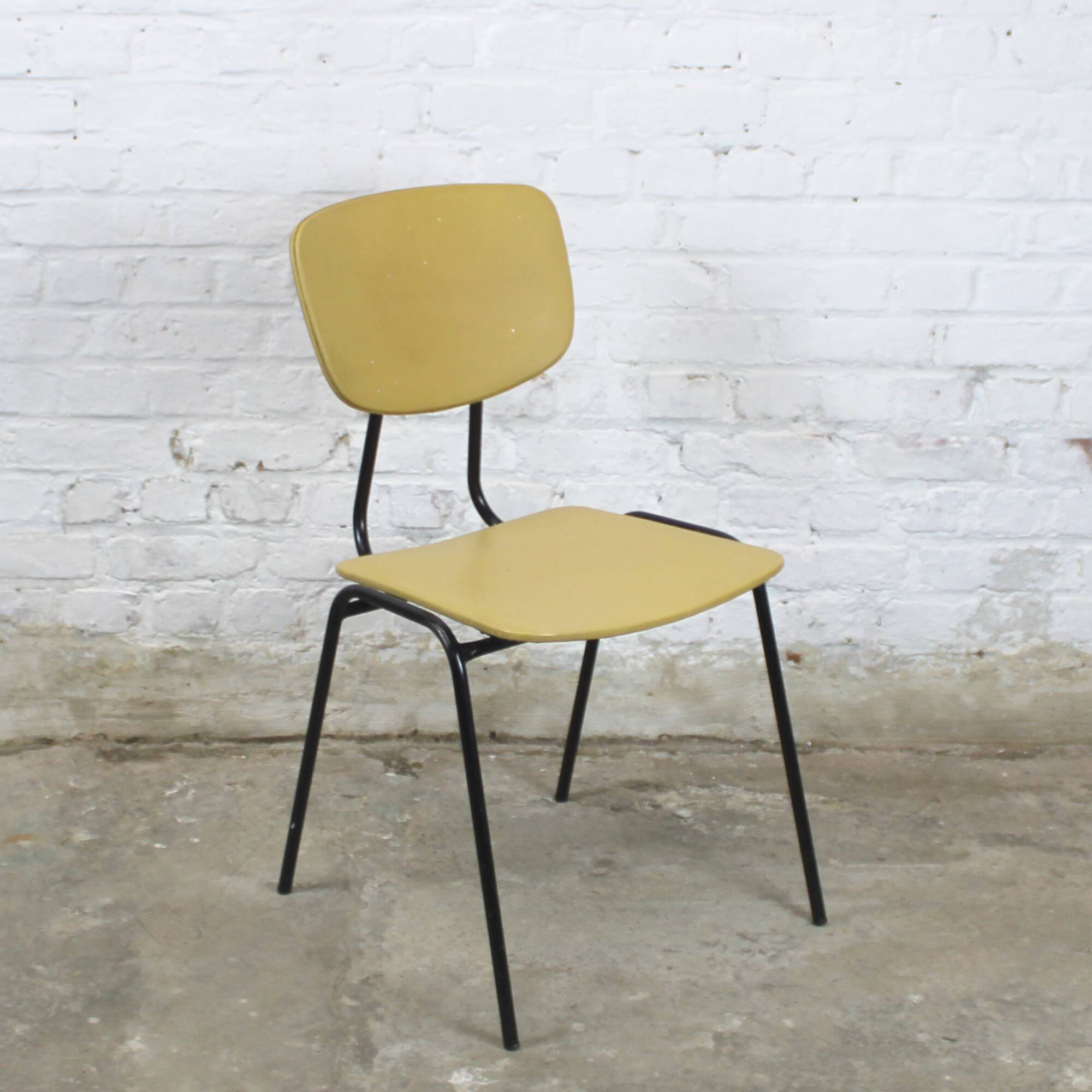 Vintage "CM garnie" chair by Pierre Guariche for Meurop