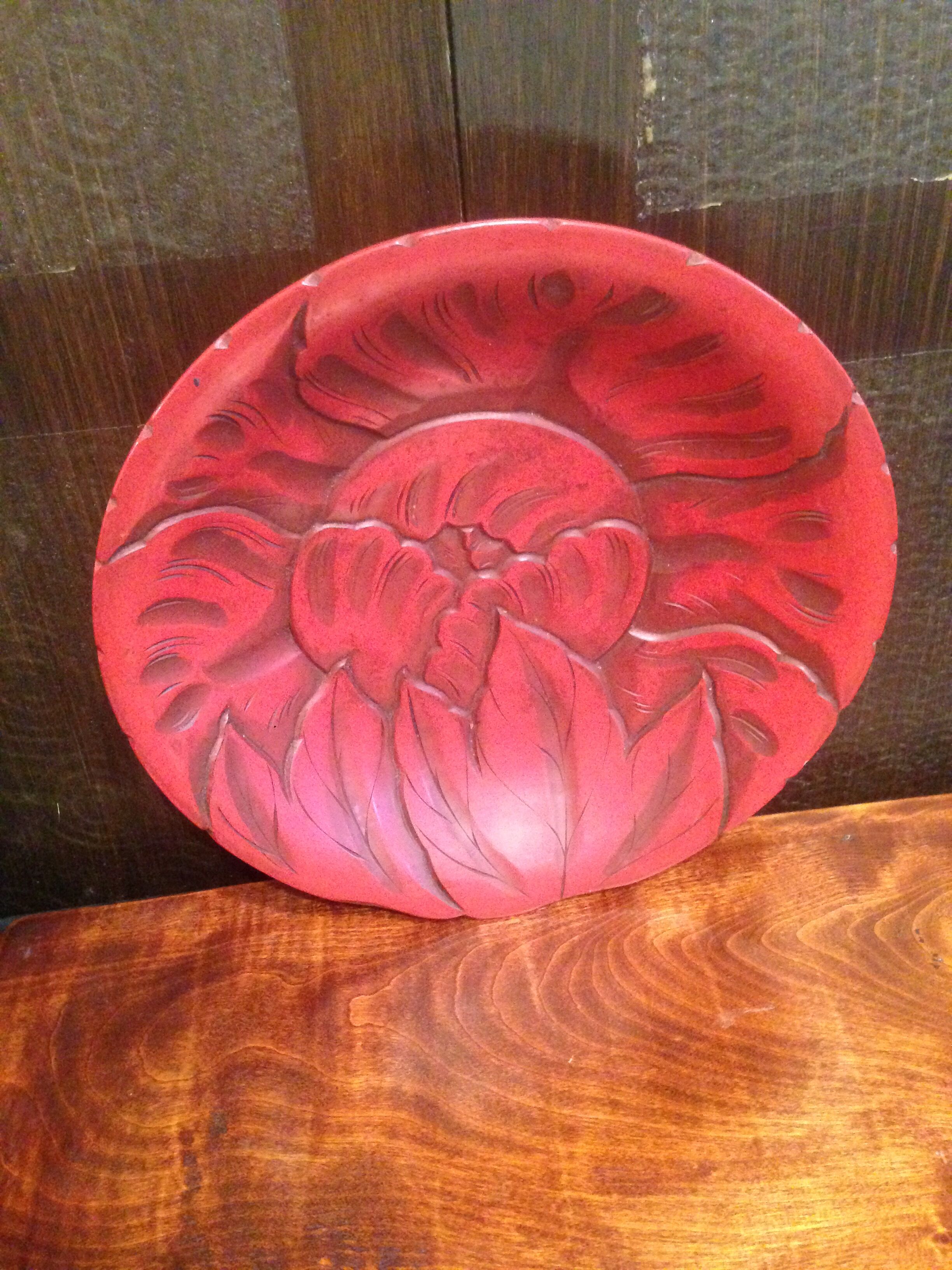 Empty pocket or fruit basket