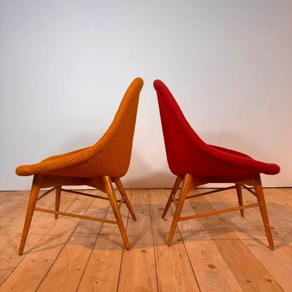 Vintage chair pair – style and versatility