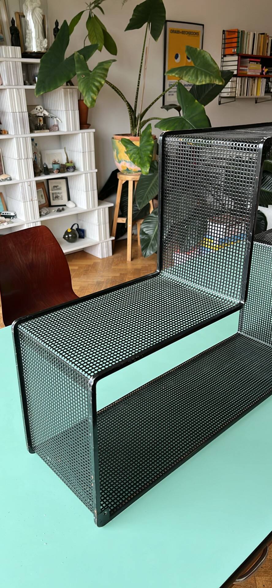 DEDAL Matégot shelf