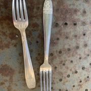Cutlery set consisting of 49 pieces in silver metal, antique and collector's item
