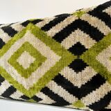 Coussin velours Ikat losanges vert