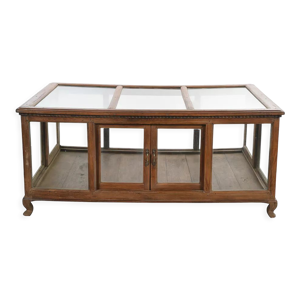 Vitrine de présentation en bois