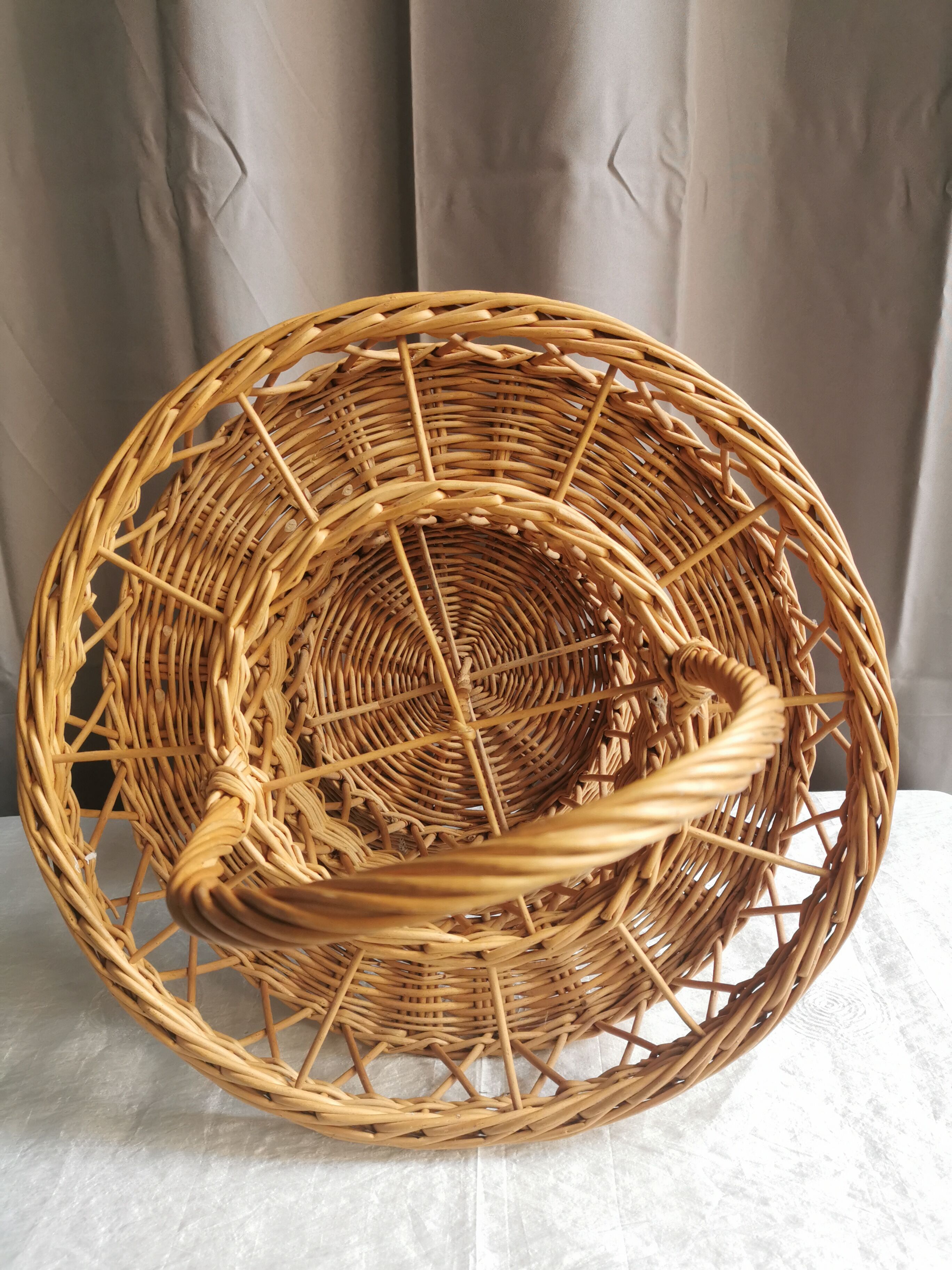 Vintage rattan bar basket