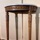 Console demie lune de style Louis XVI en bois sculpté