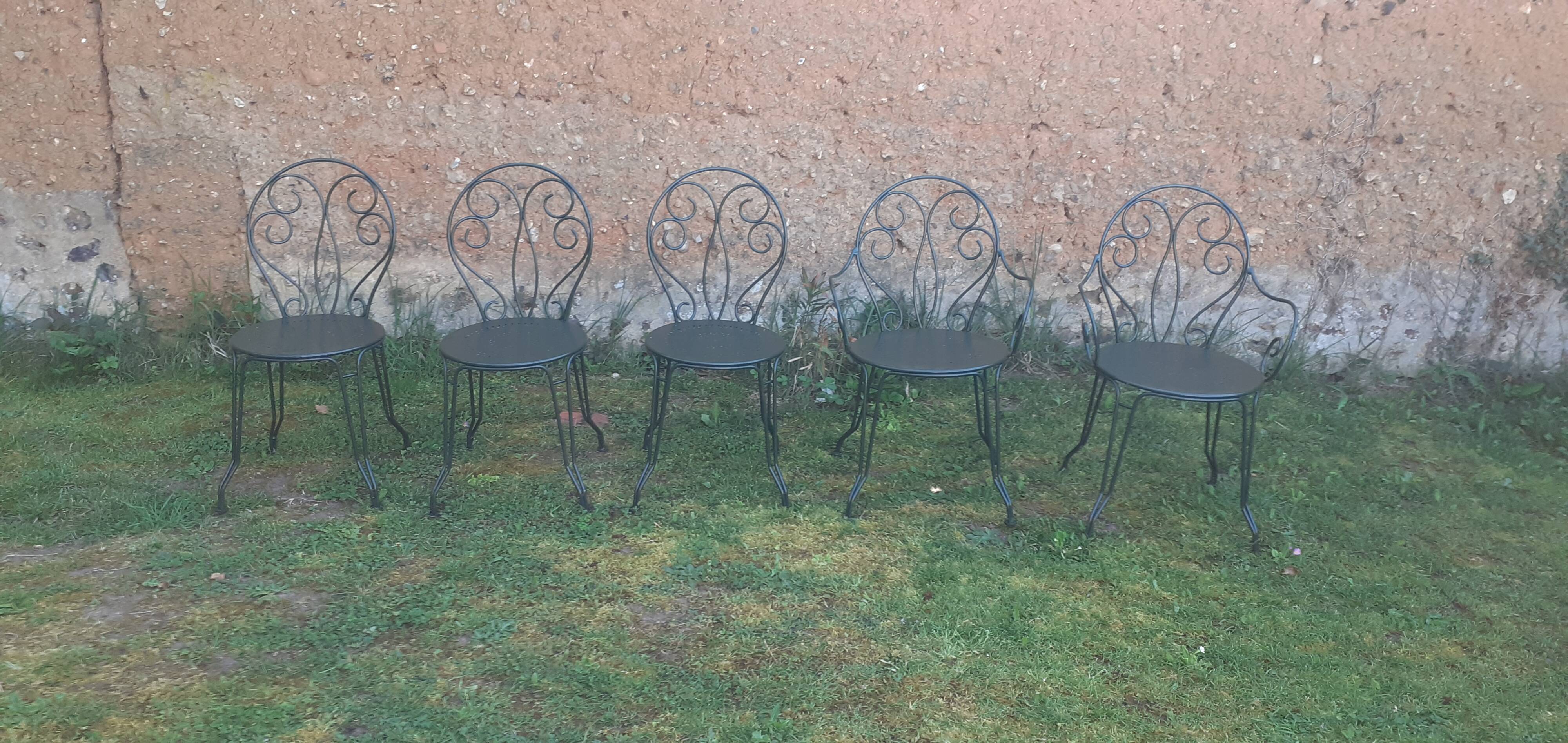 Salon de jardin 1 table 2 fauteuils 3 chaises fer forgé vert wagon