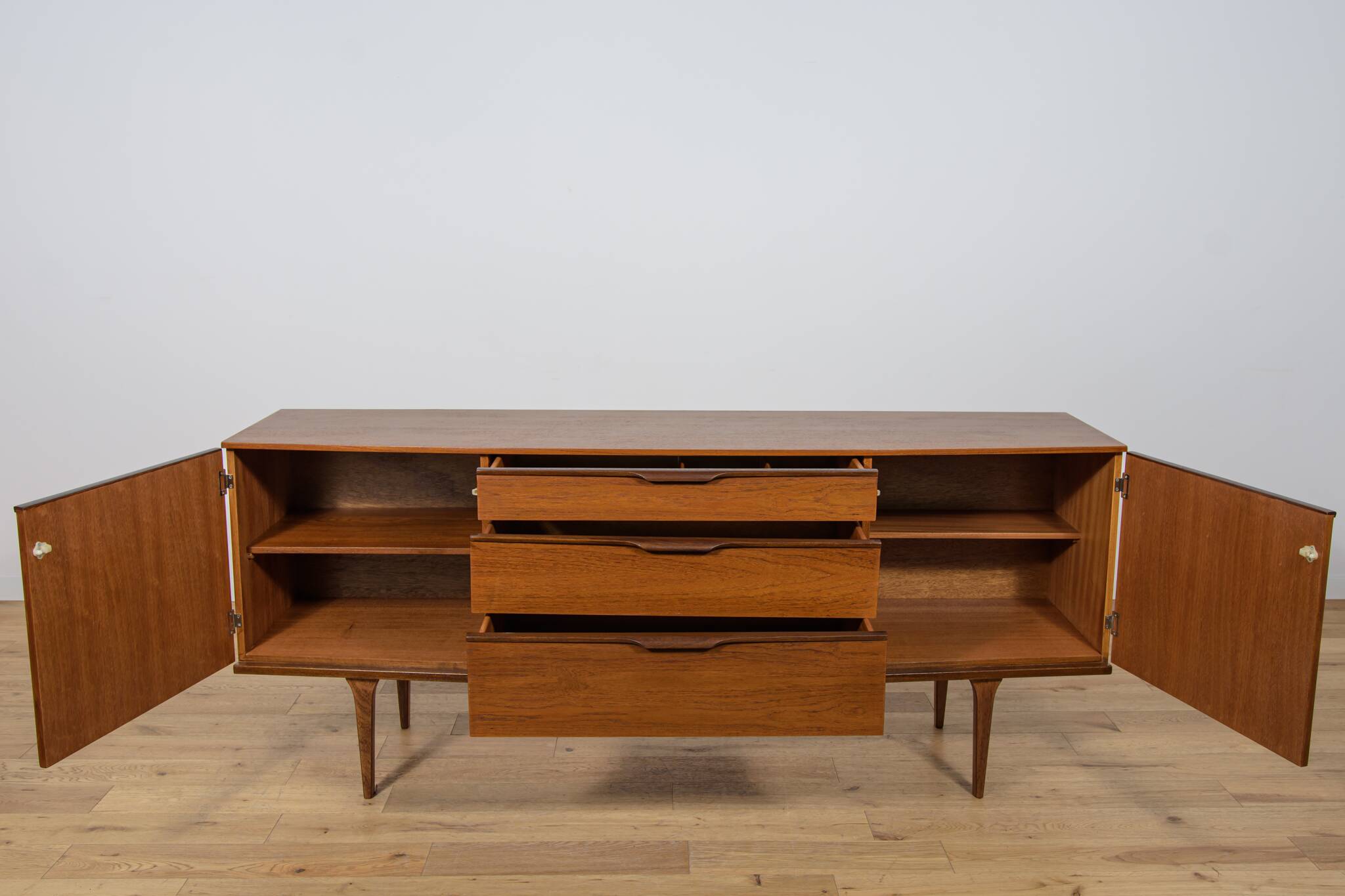 Enfilade en teck, Royaume-Uni, années 1960