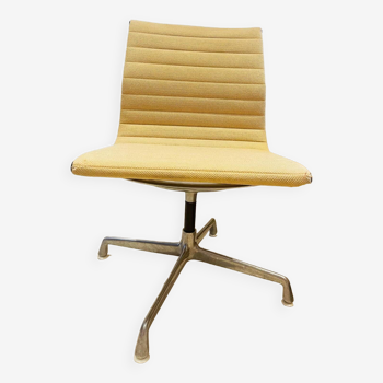 Armchair by Charles & Ray Eames for Herman Miller