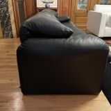 Maralunga 2022 by Vico Magistretti for Cassina leather