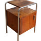 Table de chevet moderniste par Mucke Melder