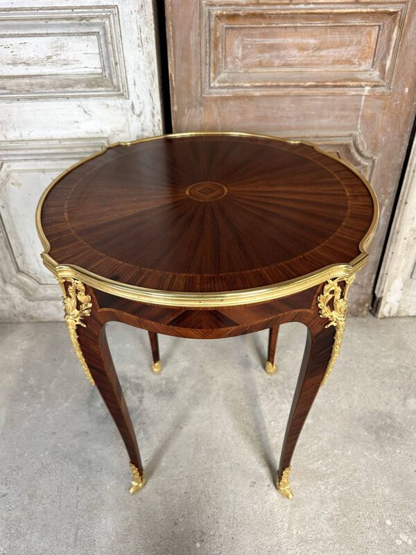 Guéridon de style Napoléon III  fin 19e siècle