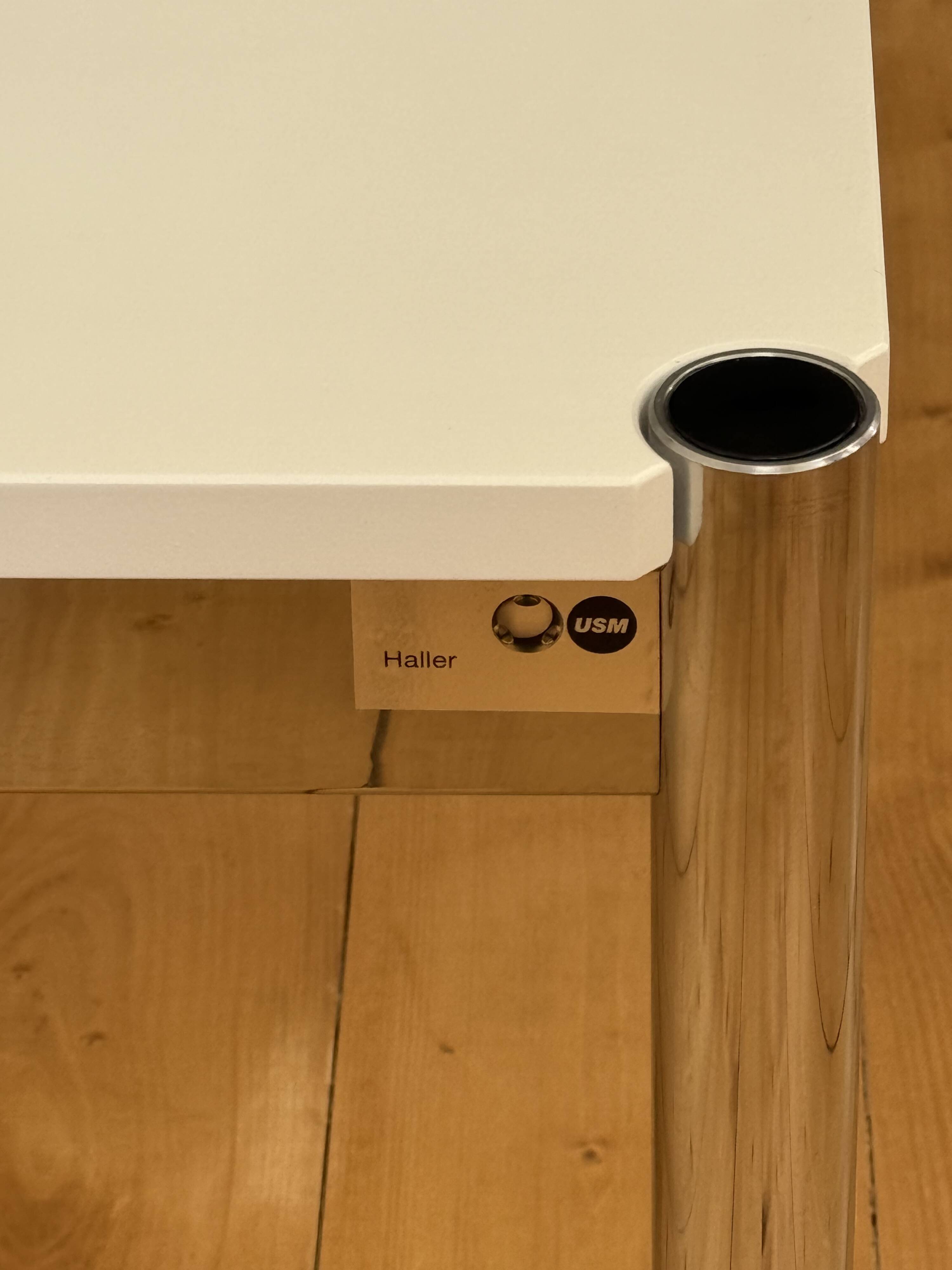 Table basse usm haller