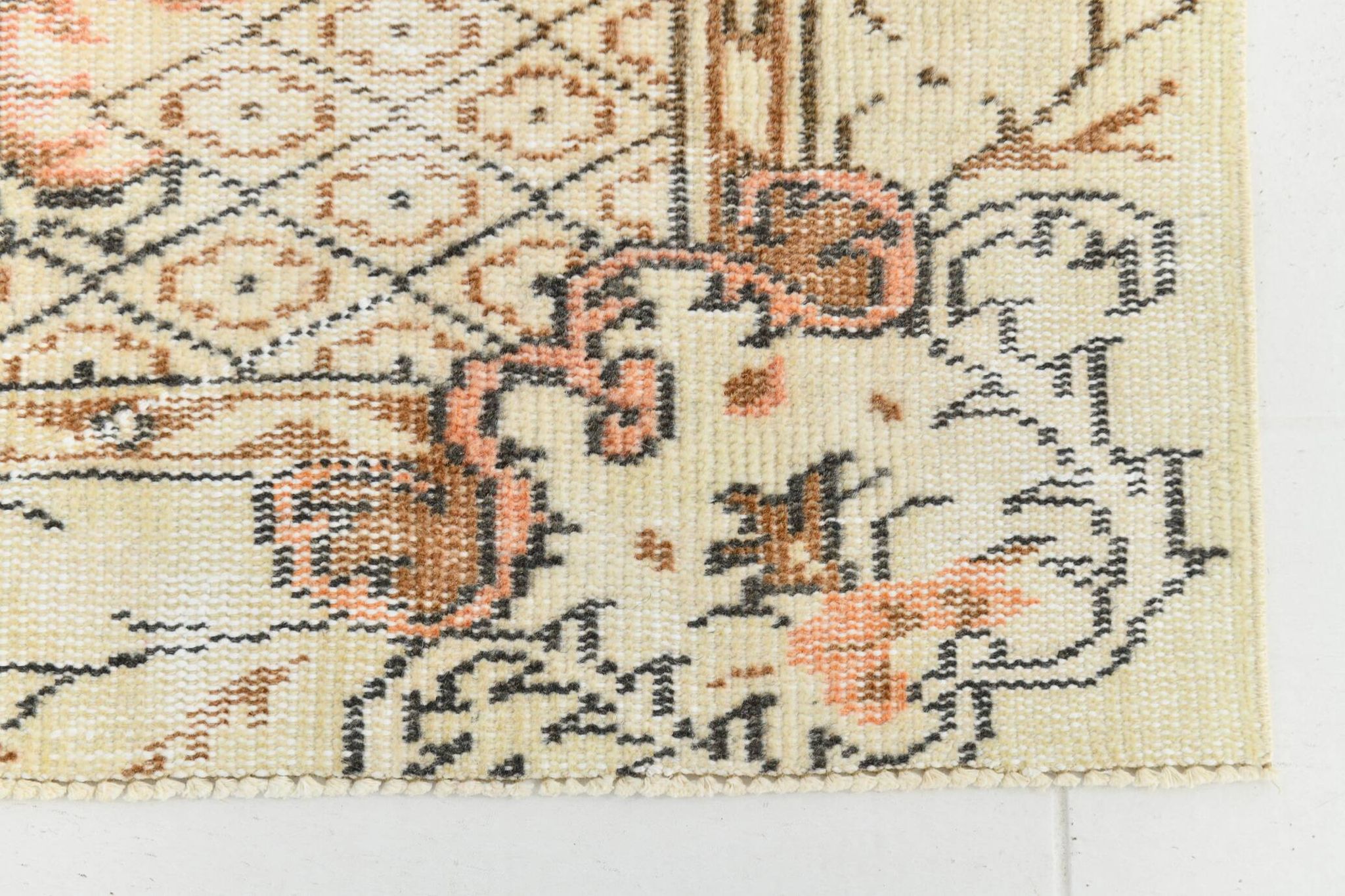 4x7 Peach & Beige Oriental Turkish Vintage Rug, 134x220Cm