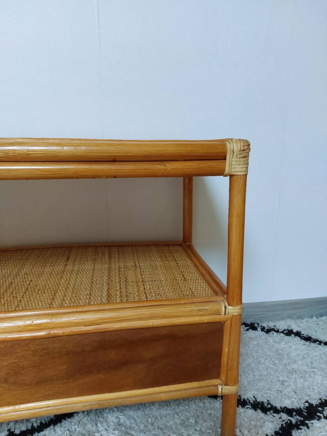 Commode rotin cannage vintage