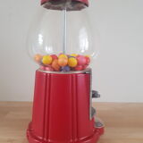 Candy dispenser