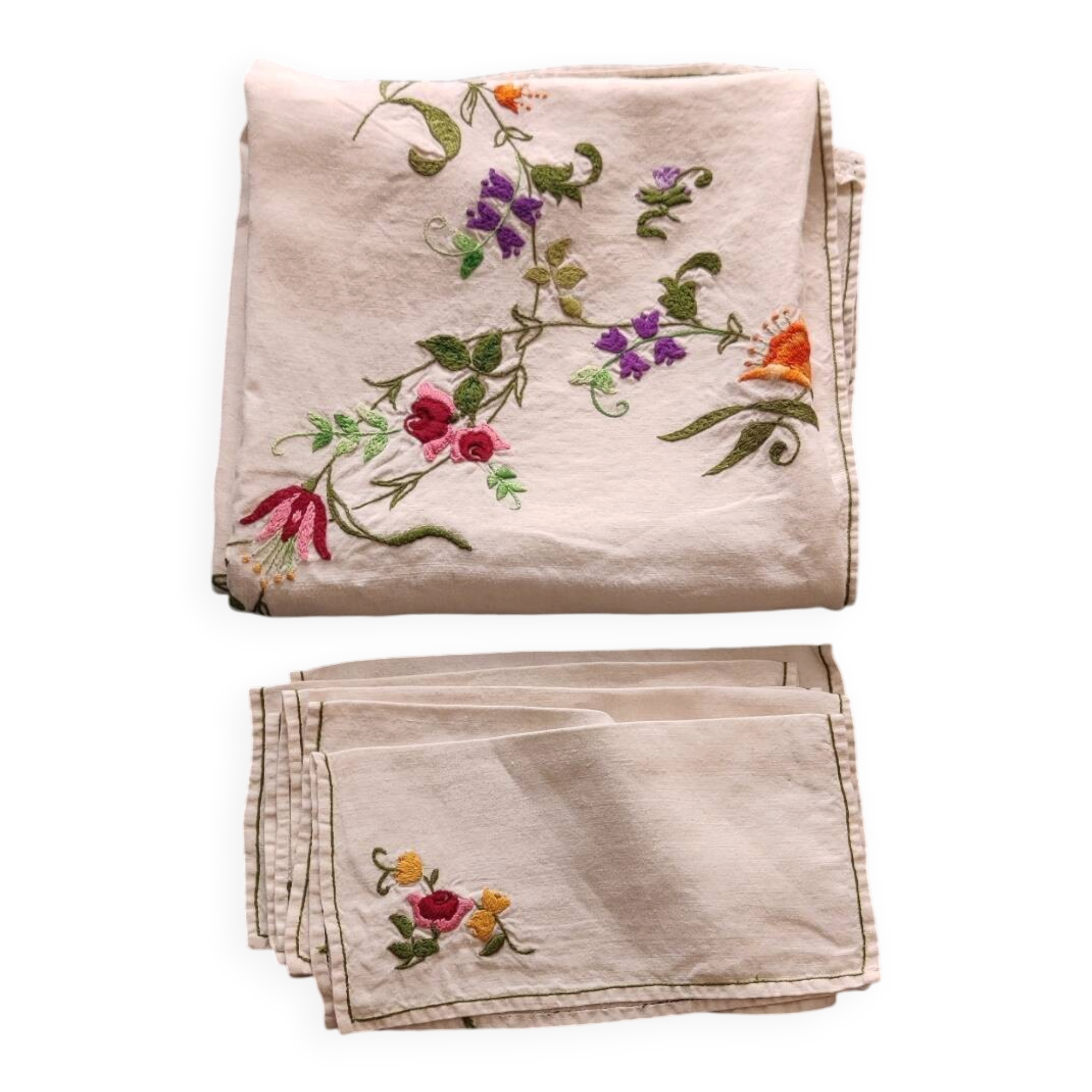 Nappe brodée main et ses six serviettes