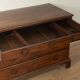 Commode en lin de l'ère victorienne vers 1840, vintage