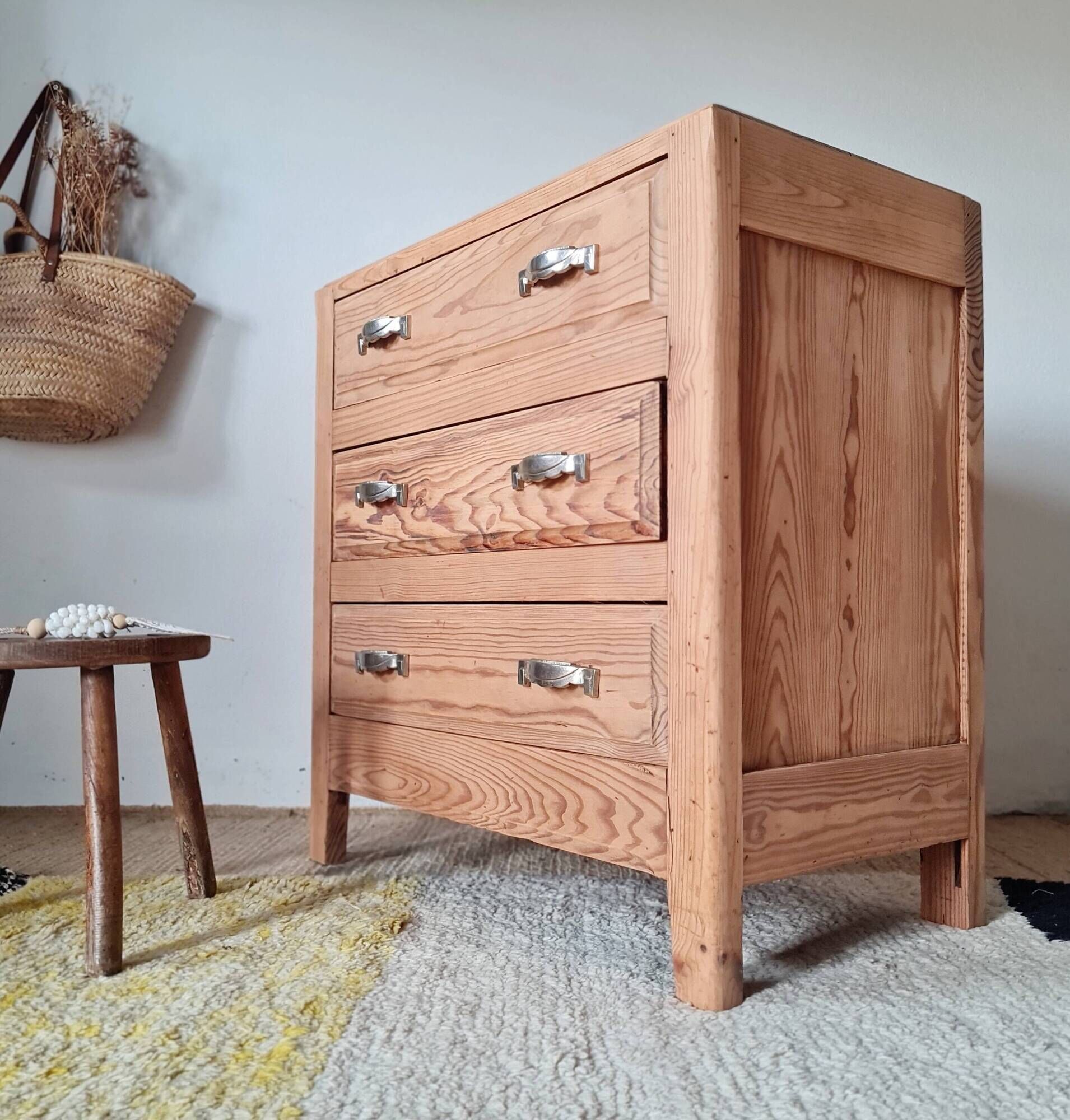 Antique pine chest of drawers, 3 drawers, raw wood
