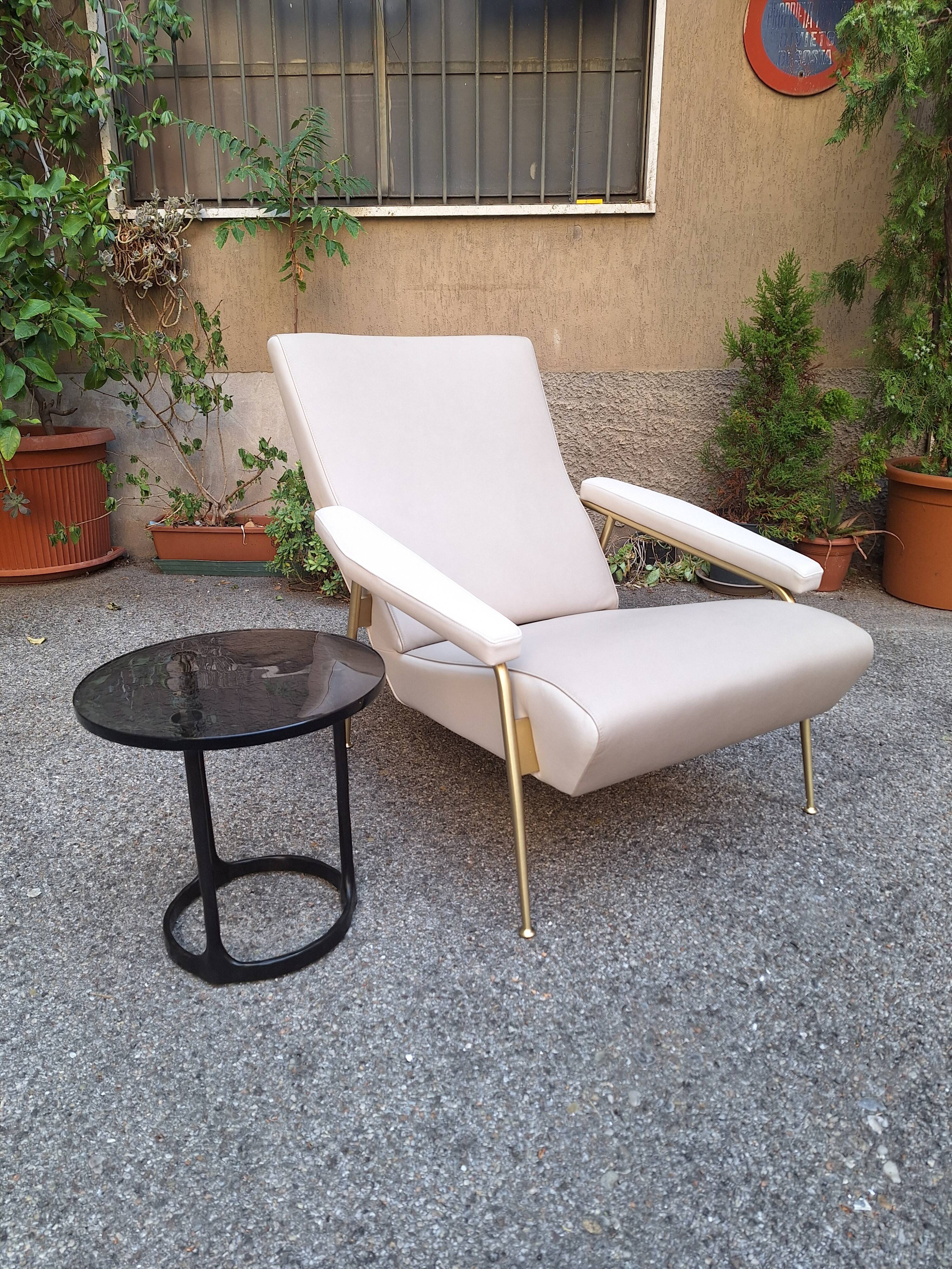 poltrona D.153.1 deza distex en cuir gio ponti pour molteni