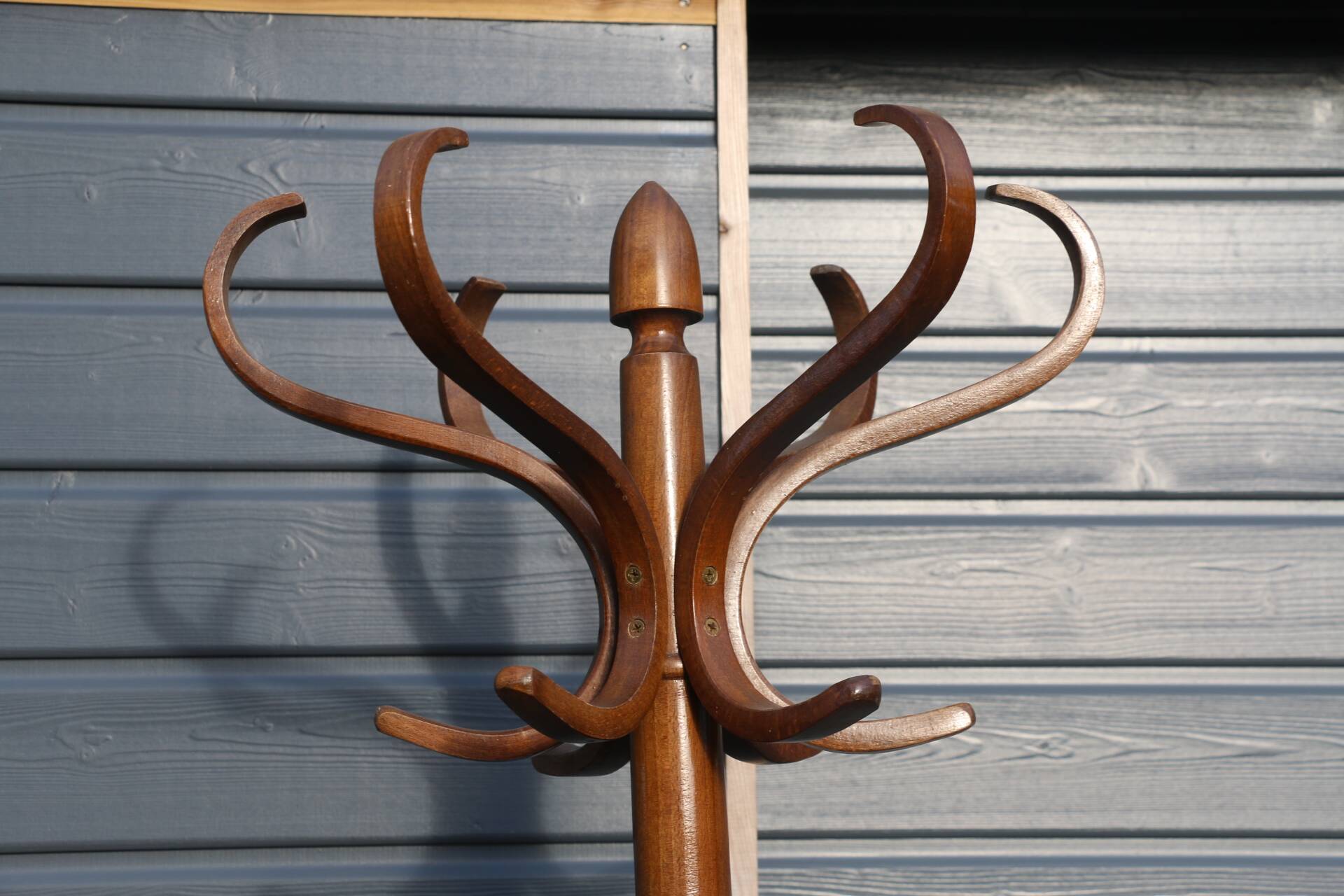 BAUMANN parrot coat rack dark beech umbrella stand olive head