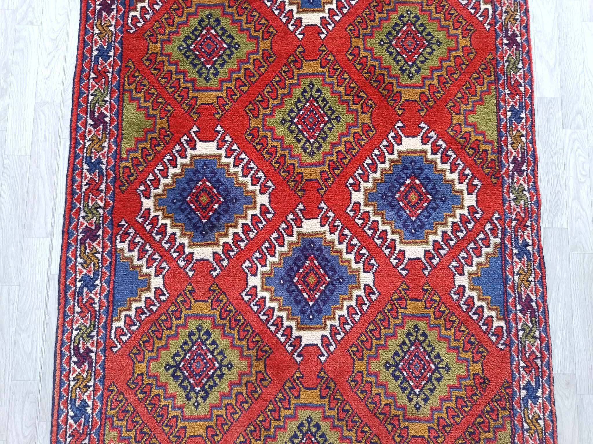 Tapis Kazak fait main
