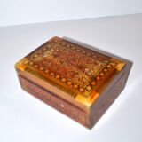 Vintage wooden box with straw marquetry and mother-of-pearl decoration.