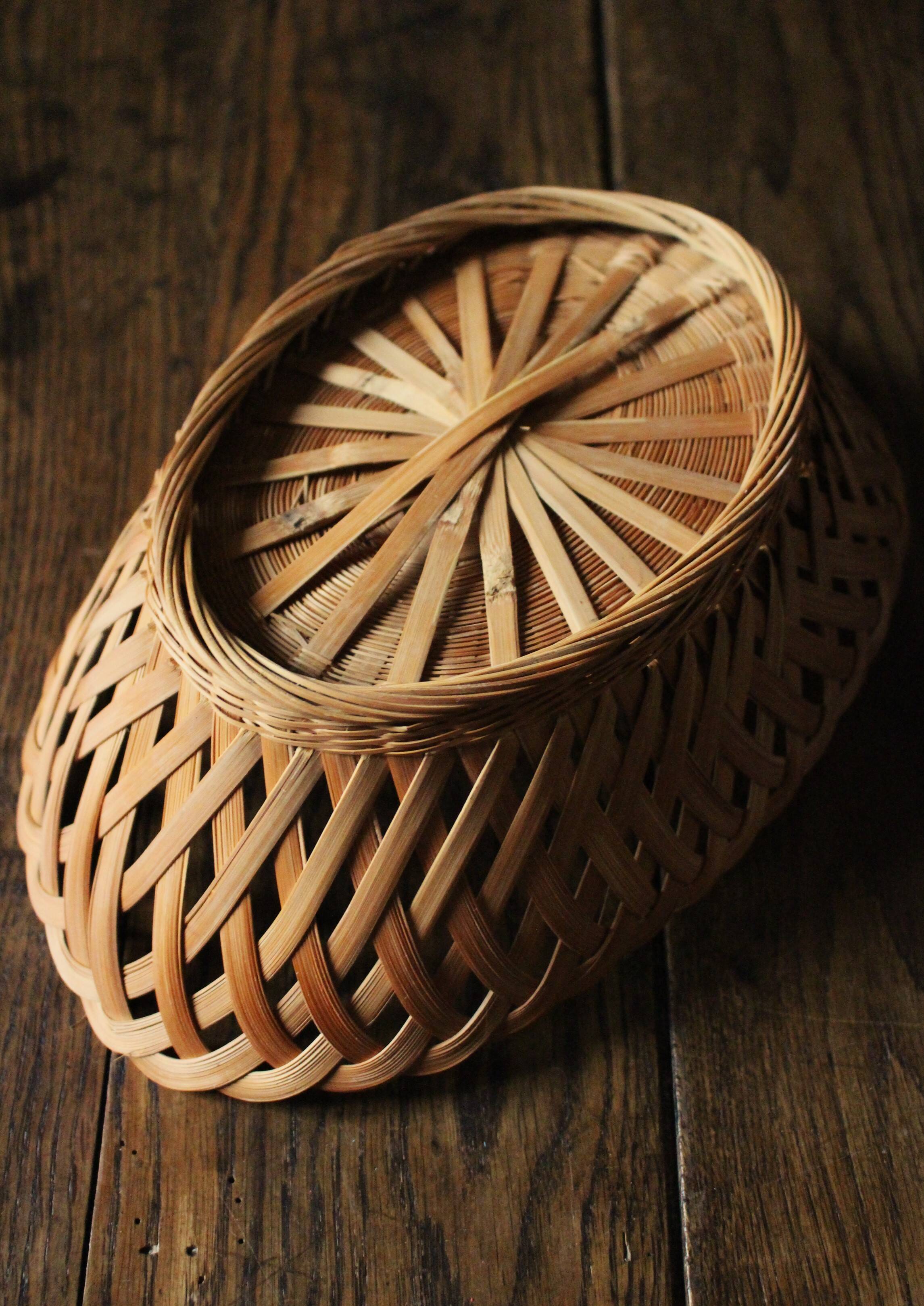 Vintage oval openwork wicker basket