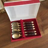 Mocha spoons made of brass and wood