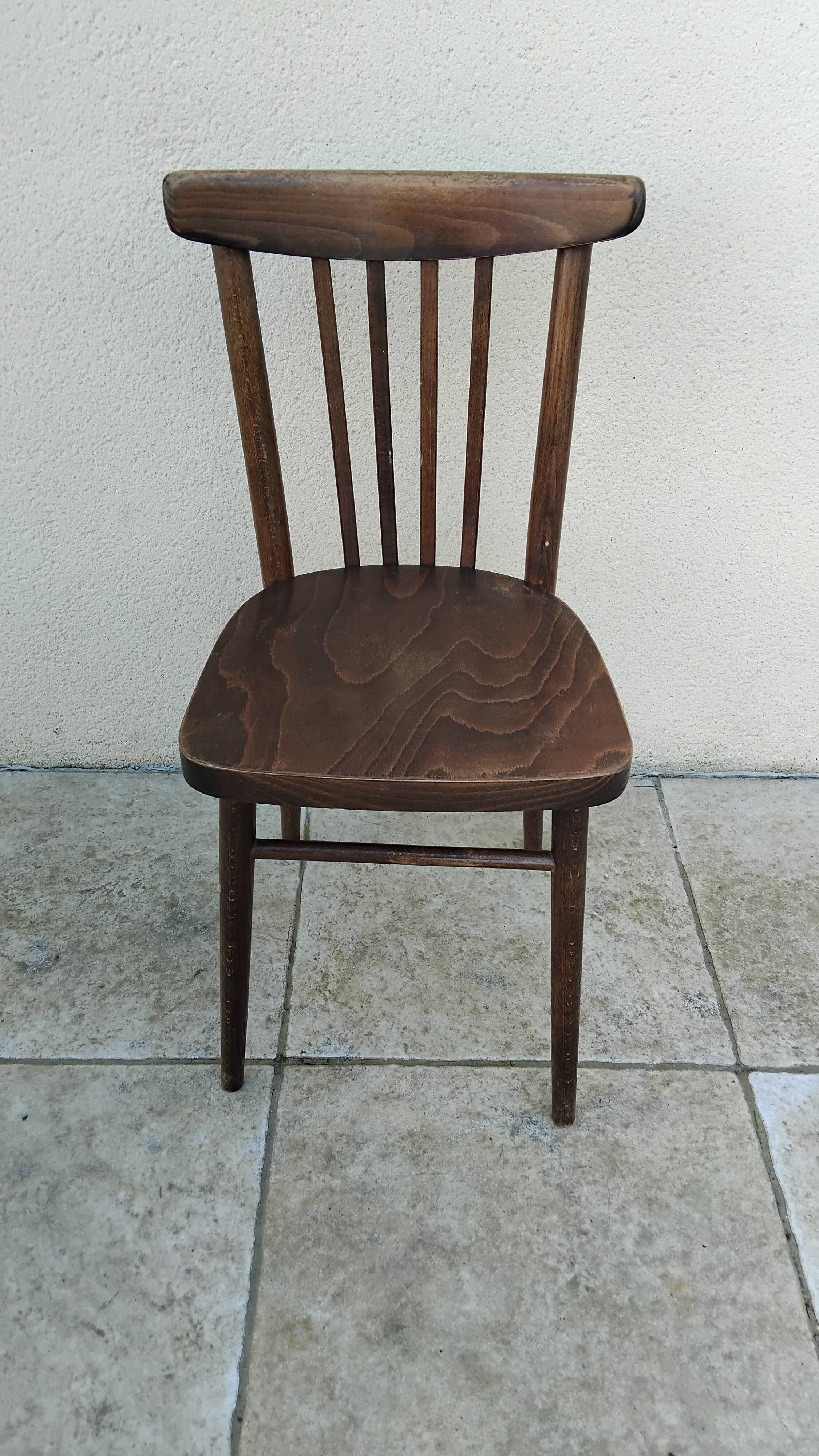Chaise de bistrot thonet estampille tchecoslovaquie vintage