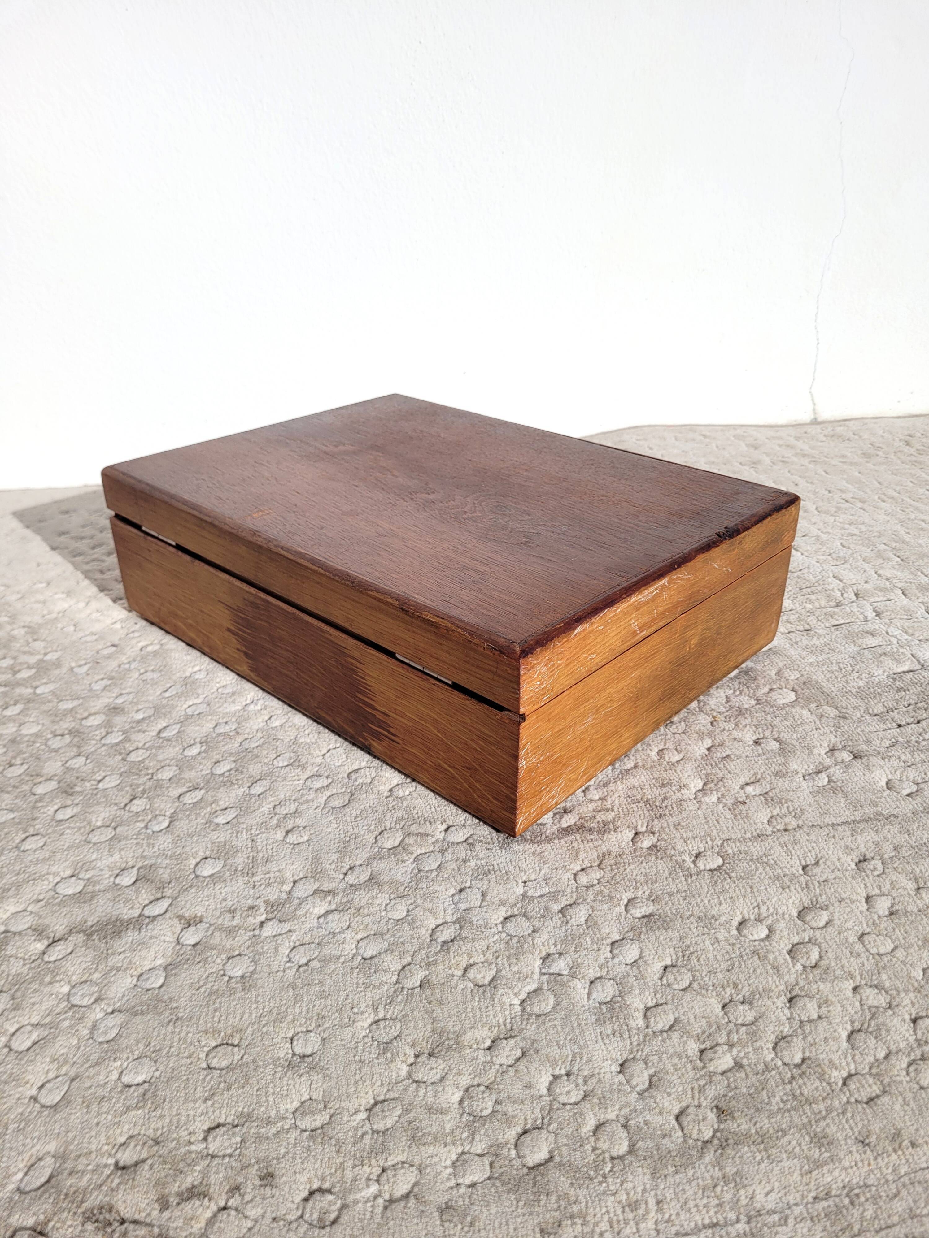 Old wooden box sewing 36x26cm