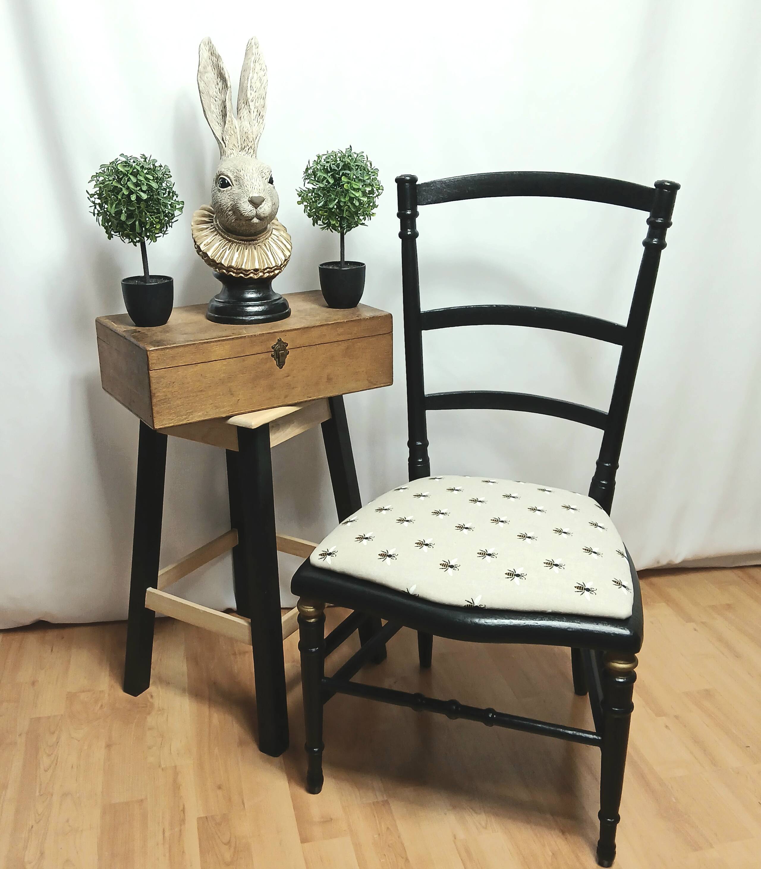 Chaise basse style napoleon iii