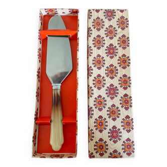 Pie shovel 70s